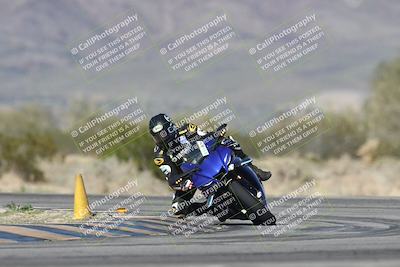 media/Jan-15-2026-Racers Edge (Thu) [[dfebeb70ab]]/2-A Group/Session 5 (Turn 5)/